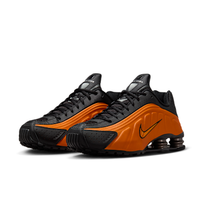 Nike Shox R4 Men's Shoes. Nike FI